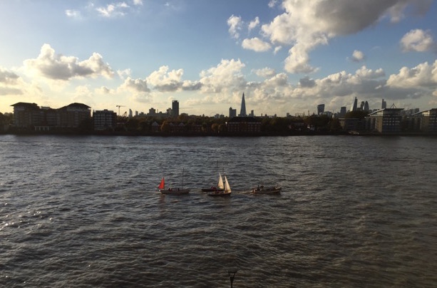 Sailboat Thames View