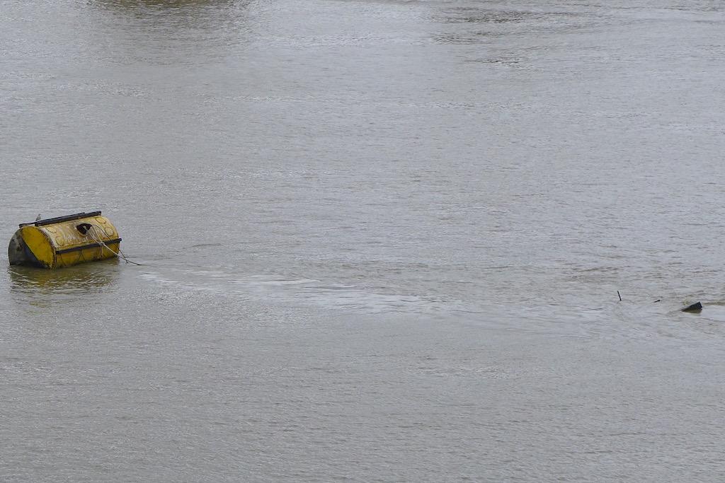 Sunk boat